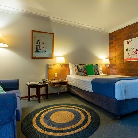 Country Pathfinder Motor Inn Dalby Luaran gambar