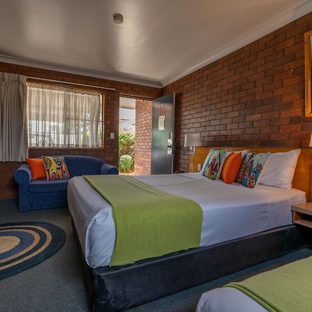 Country Pathfinder Motor Inn Dalby Luaran gambar