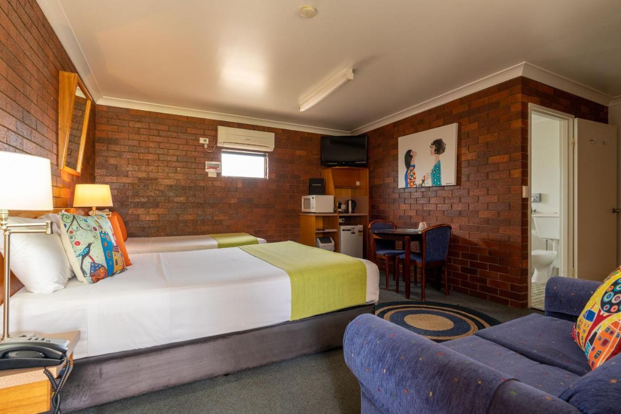 Country Pathfinder Motor Inn Dalby Luaran gambar