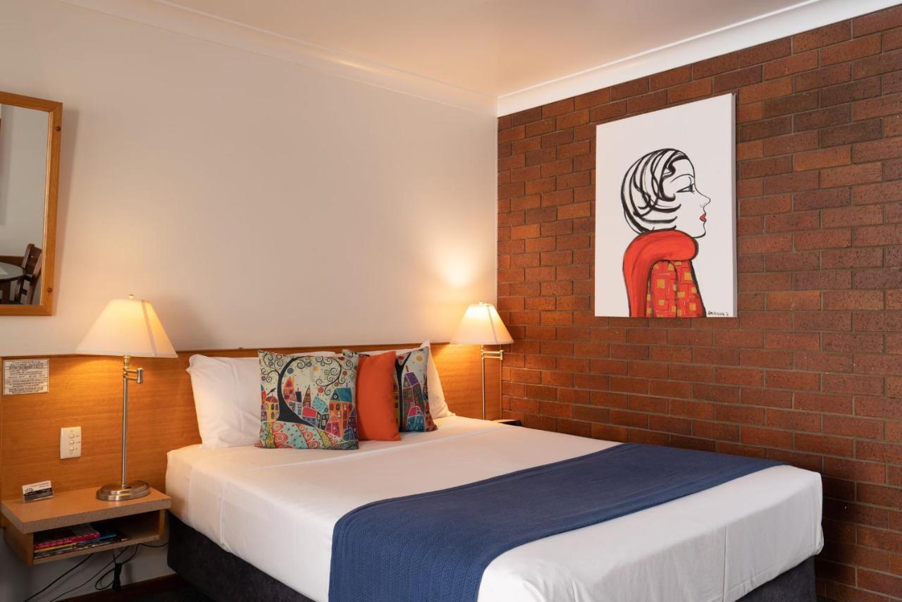 Country Pathfinder Motor Inn Dalby Luaran gambar