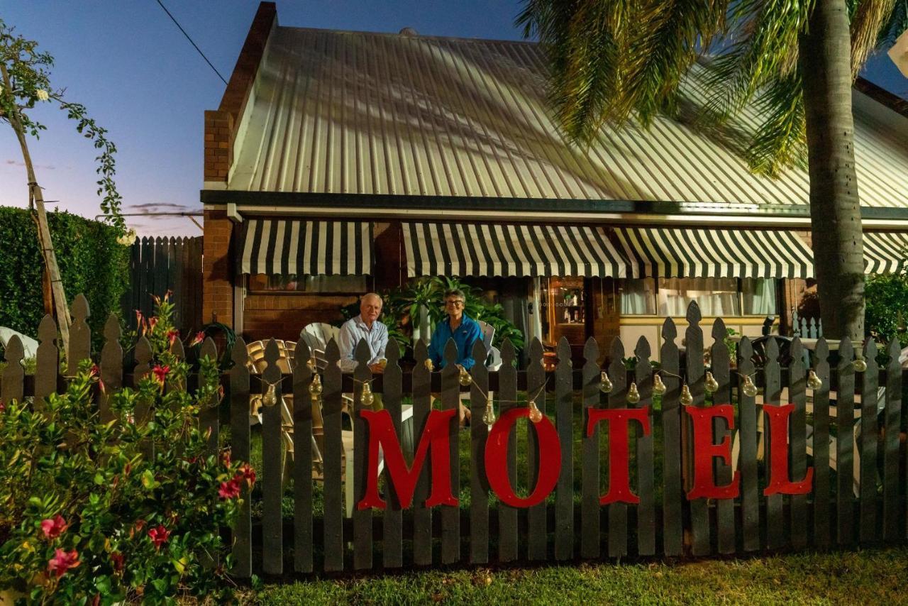 Country Pathfinder Motor Inn Dalby Luaran gambar
